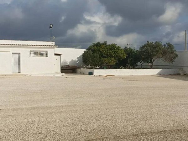 intera palazzina in vendita a Campobello di Mazara