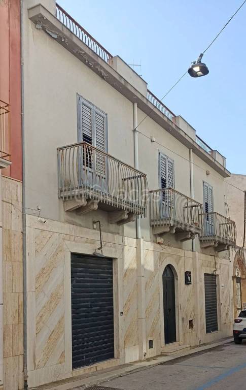 casa indipendente in vendita a Campobello di Mazara