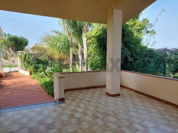 casa indipendente in vendita a Campobello di Mazara in zona Tre Fontane