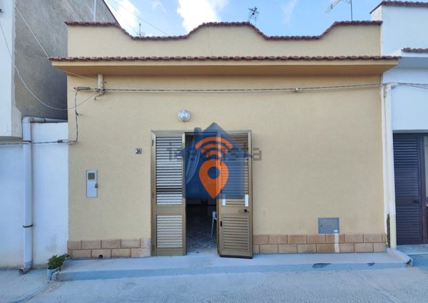 casa indipendente in vendita a Campobello di Mazara in zona Tre Fontane