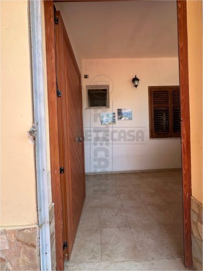 casa indipendente in vendita a Campobello di Mazara