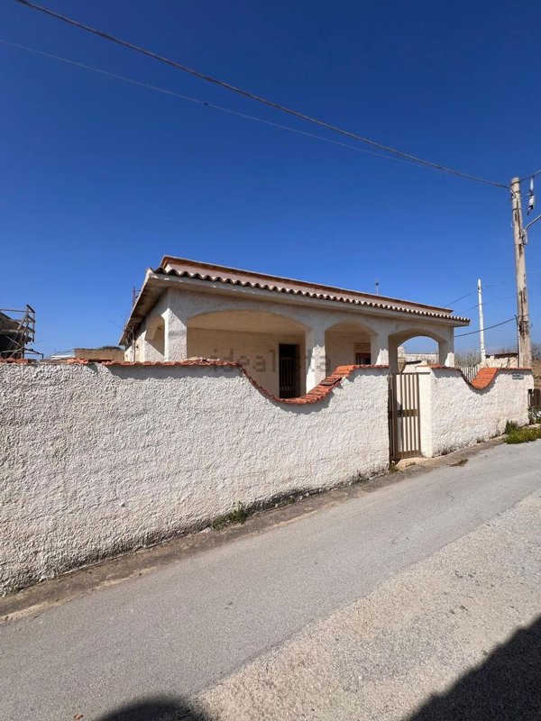 casa indipendente in vendita a Campobello di Mazara in zona Tre Fontane