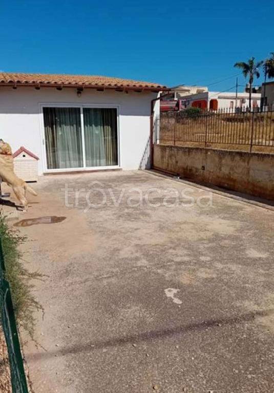 casa semindipendente in vendita a Campobello di Mazara