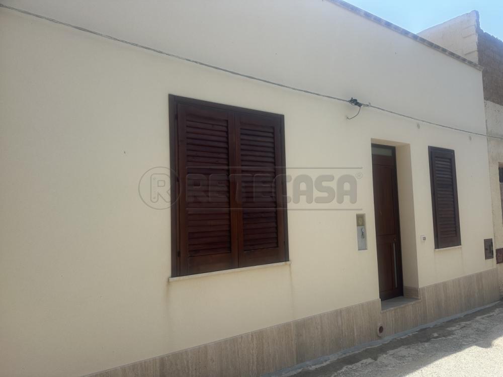 casa indipendente in vendita a Campobello di Mazara in zona Tre Fontane