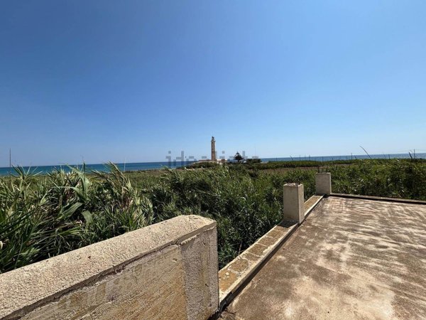 casa indipendente in vendita a Campobello di Mazara