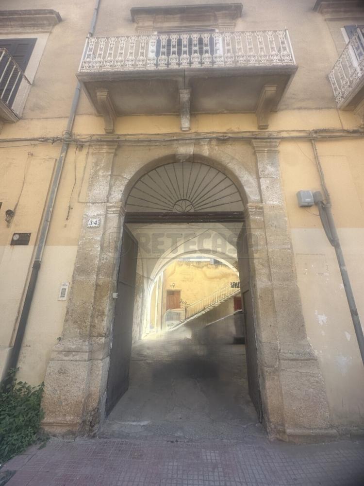 casa indipendente in vendita a Campobello di Mazara