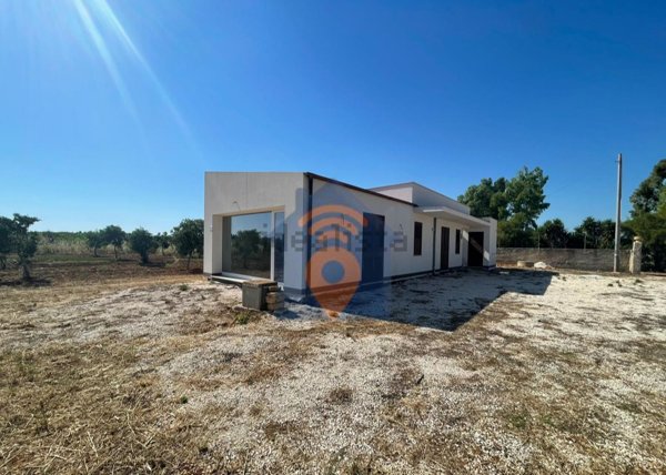 casa indipendente in vendita a Campobello di Mazara in zona Tre Fontane