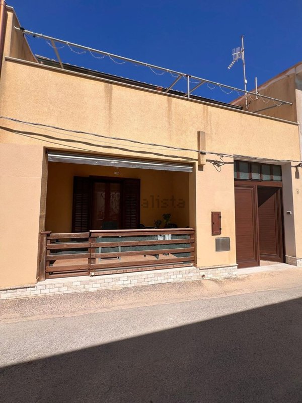 casa indipendente in vendita a Campobello di Mazara in zona Tre Fontane