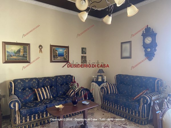 casa indipendente in vendita a Campobello di Mazara