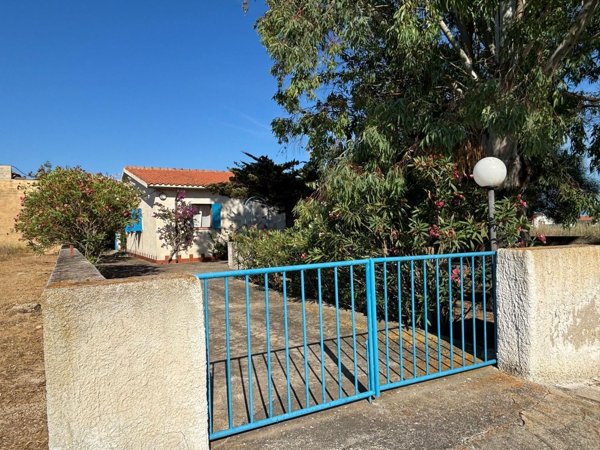 casa indipendente in vendita a Campobello di Mazara in zona Tre Fontane