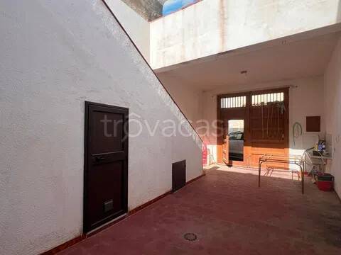 casa indipendente in vendita a Campobello di Mazara in zona Tre Fontane