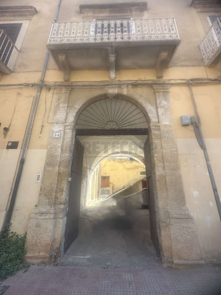 casa indipendente in vendita a Campobello di Mazara