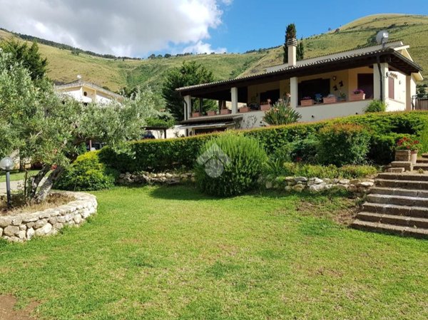 casa indipendente in vendita a Castellammare del Golfo in zona Scopello