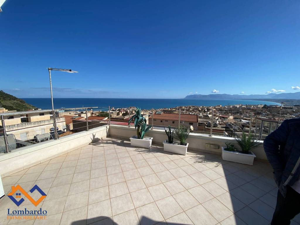 casa indipendente in vendita a Castellammare del Golfo in zona Scopello