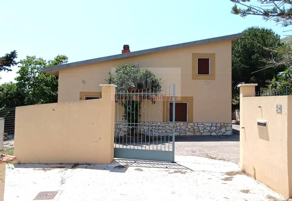 villa in vendita a Castellammare del Golfo in zona Scopello