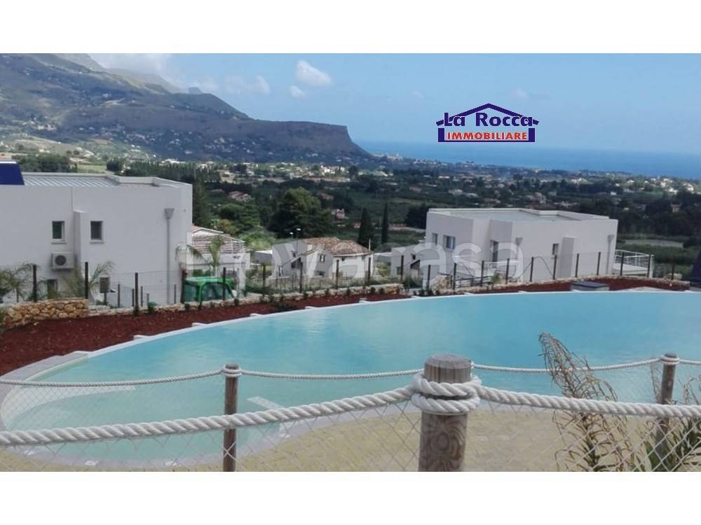 casa indipendente in vendita a Castellammare del Golfo