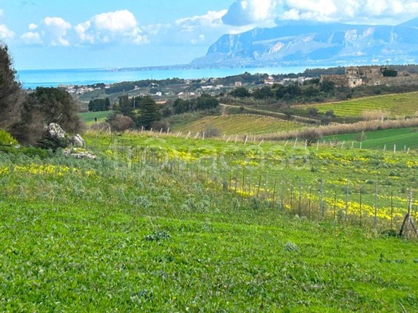 terreno edificabile in vendita a Castellammare del Golfo