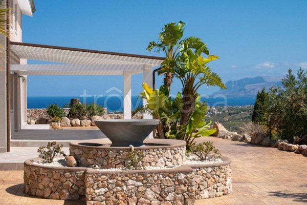 casa indipendente in vendita a Castellammare del Golfo in zona Scopello