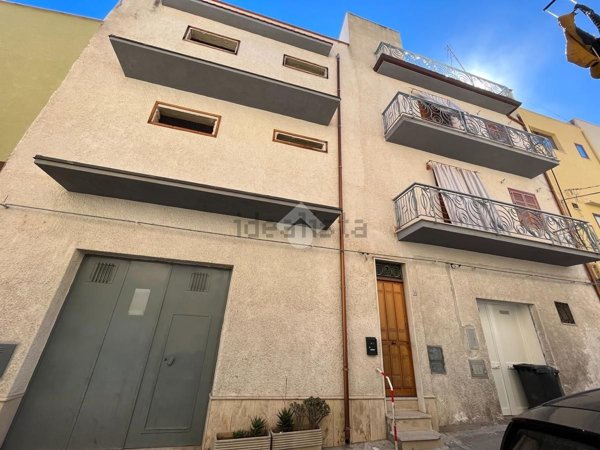 appartamento in vendita a Castellammare del Golfo