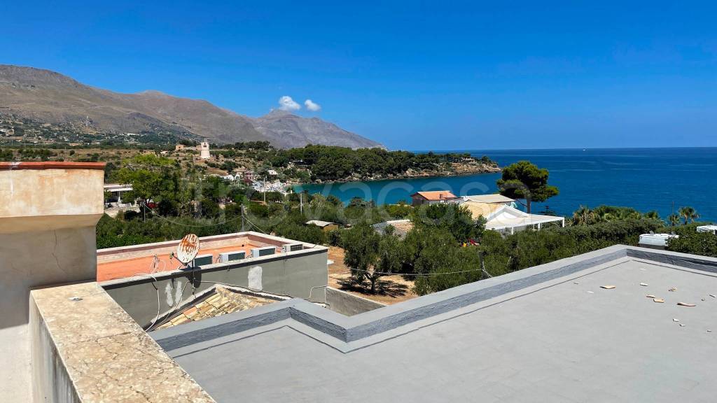 casa indipendente in vendita a Castellammare del Golfo in zona Scopello
