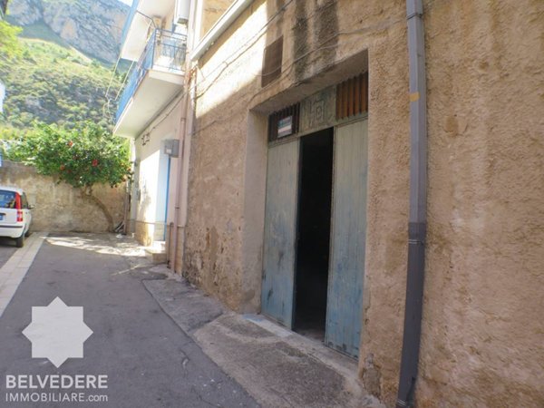 casa indipendente in vendita a Castellammare del Golfo