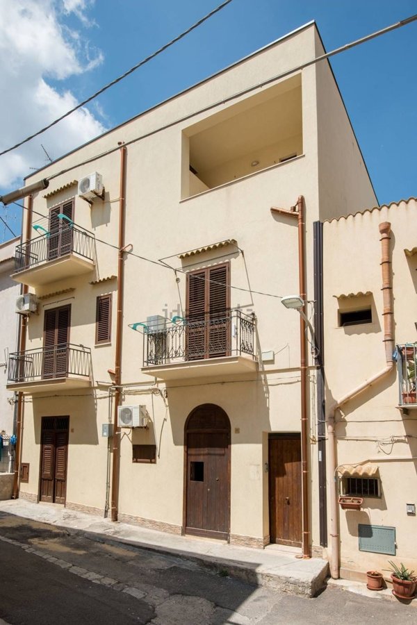 appartamento in vendita a Castellammare del Golfo