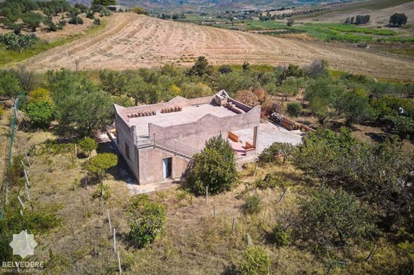 casa indipendente in vendita a Castellammare del Golfo