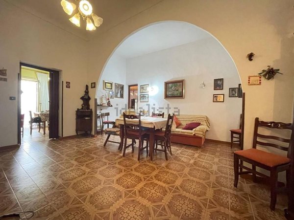 casa semindipendente in vendita a Castellammare del Golfo