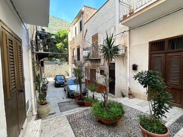 casa indipendente in vendita a Castellammare del Golfo