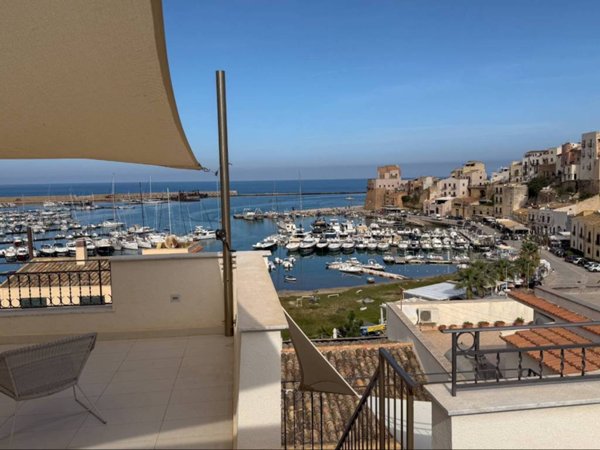 casa indipendente in vendita a Castellammare del Golfo