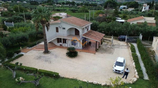 casa indipendente in vendita a Castellammare del Golfo