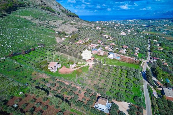 casa indipendente in vendita a Castellammare del Golfo
