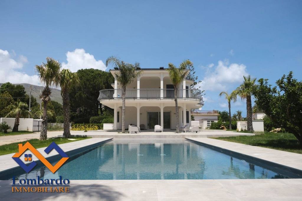 casa indipendente in vendita a Castellammare del Golfo in zona Scopello