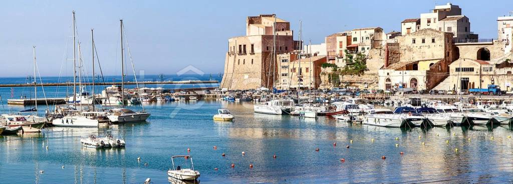trivano in vendita a Castellammare del Golfo