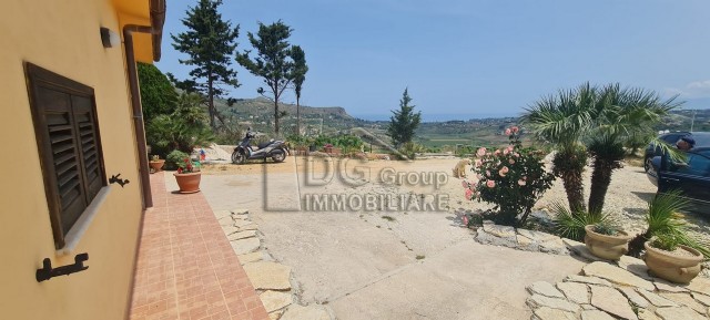 casa indipendente in vendita a Castellammare del Golfo in zona Scopello