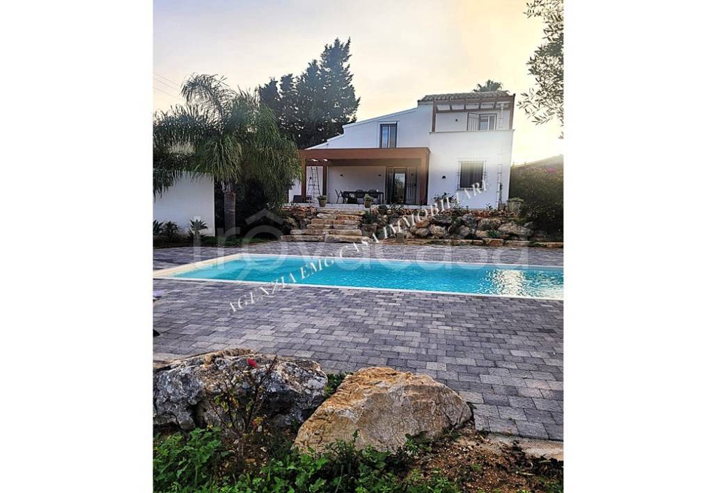 casa indipendente in vendita a Castellammare del Golfo in zona Scopello