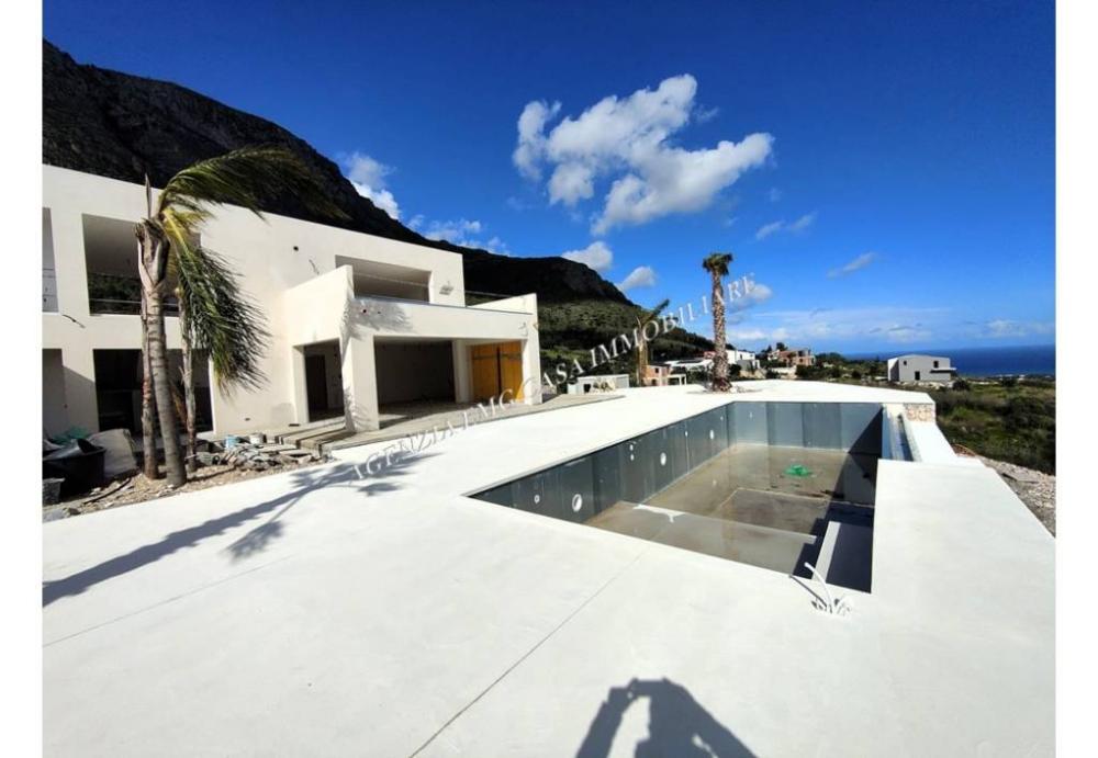casa indipendente in vendita a Castellammare del Golfo