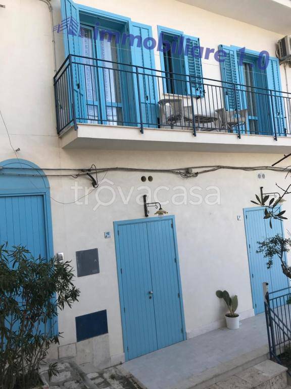 casa indipendente in vendita a Castellammare del Golfo