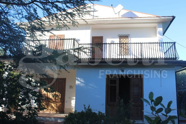 casa indipendente in vendita a Castellammare del Golfo