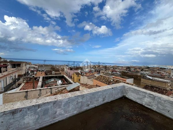 casa indipendente in vendita a Castellammare del Golfo