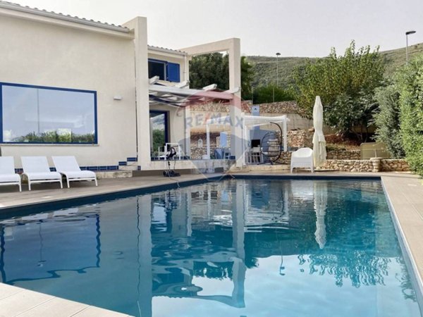 casa indipendente in vendita a Castellammare del Golfo in zona Scopello