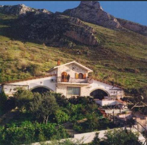 casa indipendente in vendita a Castellammare del Golfo in zona Scopello