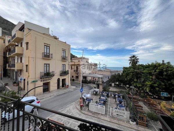 casa semindipendente in vendita a Castellammare del Golfo