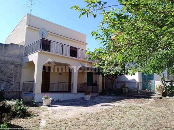 casa indipendente in vendita a Castellammare del Golfo in zona Scopello