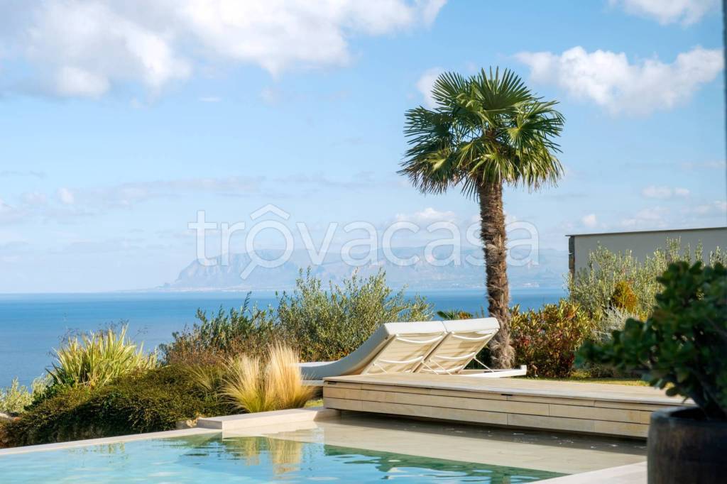 casa indipendente in vendita a Castellammare del Golfo in zona Scopello