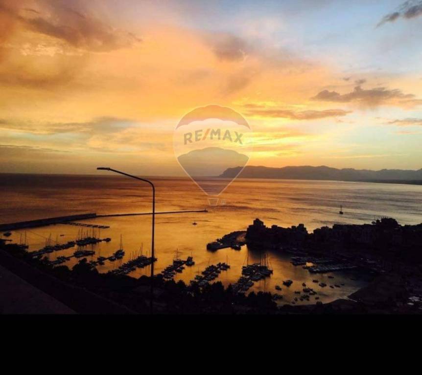 appartamento in vendita a Castellammare del Golfo