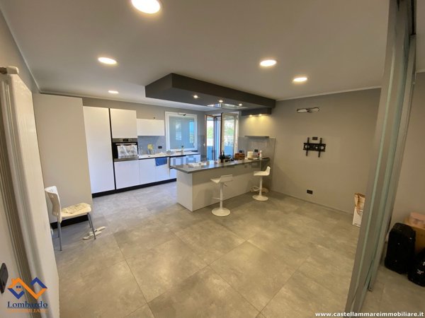 appartamento in vendita a Castellammare del Golfo