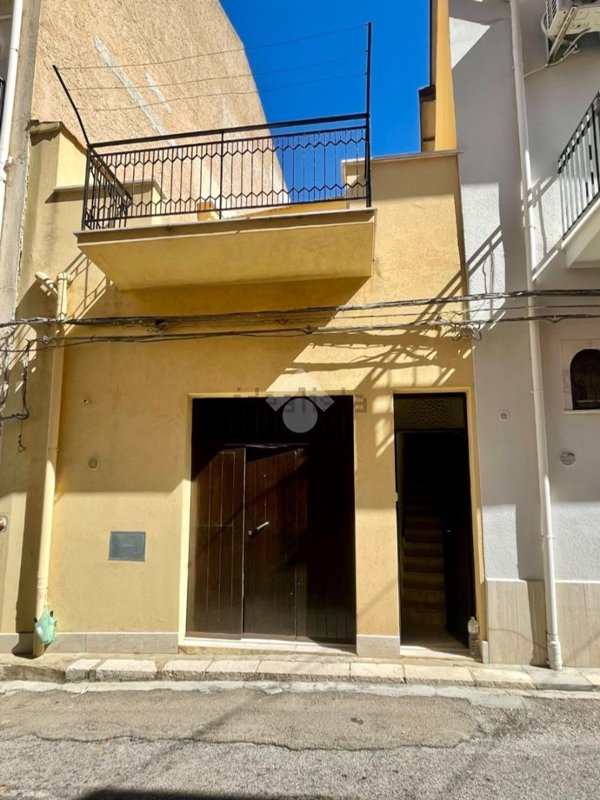 casa indipendente in vendita a Castellammare del Golfo