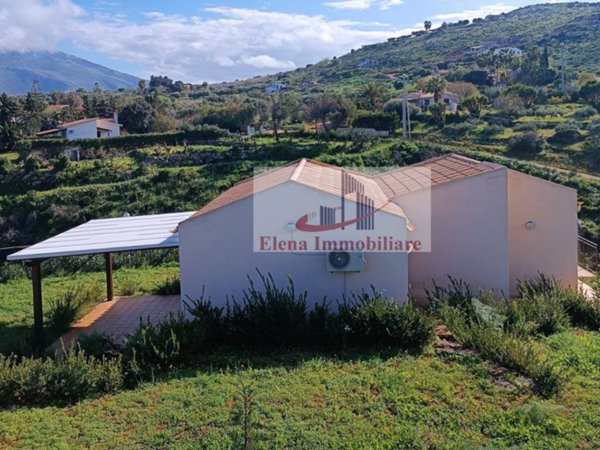 casa indipendente in vendita a Castellammare del Golfo in zona Balata di Baida