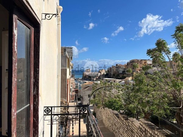 appartamento in vendita a Castellammare del Golfo